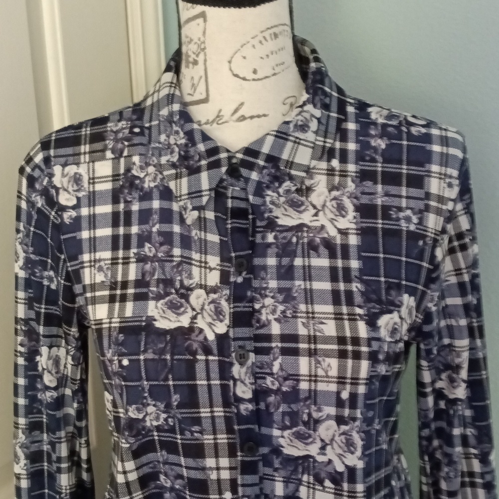 LAST CALL Style & Co Tunic Navy Floral Plaid EUC Size S